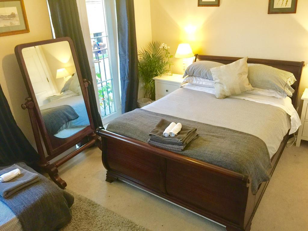 Lynbrook Grove Guesthouse ลอนดอน ภายนอก รูปภาพ