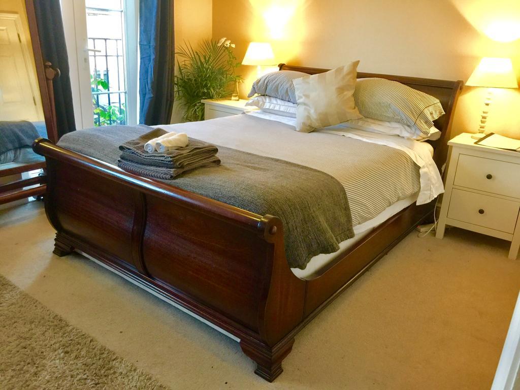 Lynbrook Grove Guesthouse ลอนดอน ภายนอก รูปภาพ